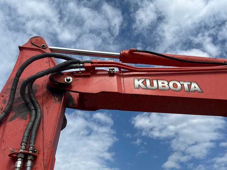 2012-kubota-kx080-3-image-18