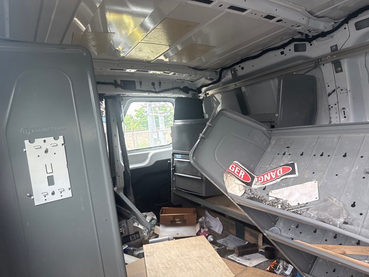 2018-ford-transit-image-34