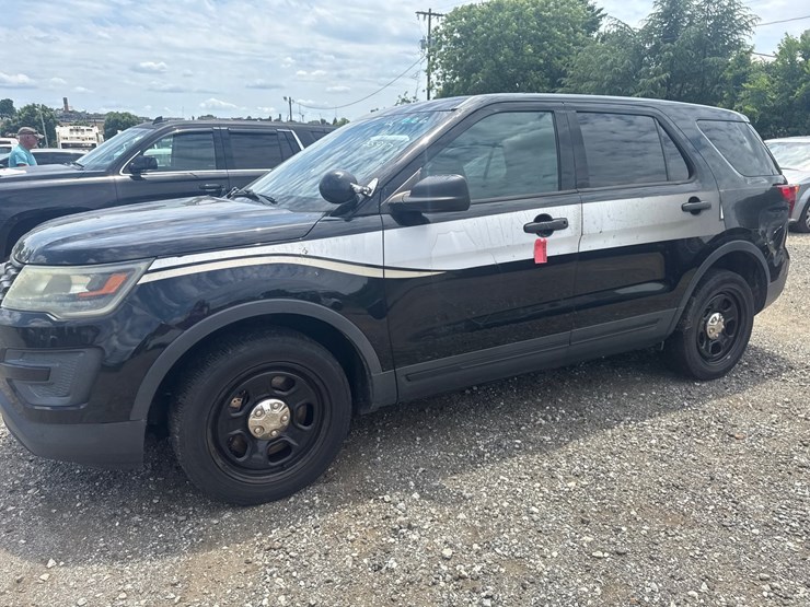 #47-•-2016-ford-interceptor-image-7