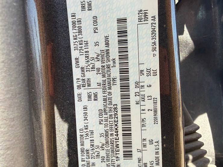 2019-ford-f150-image-9