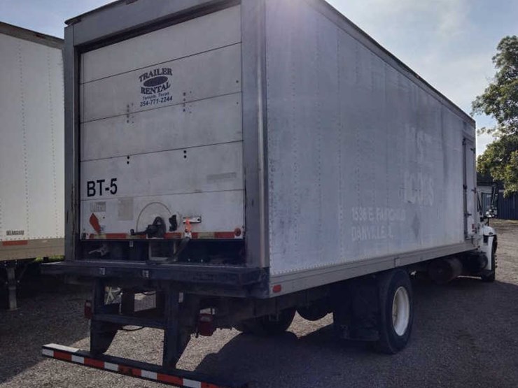 2002-international-durastar-4300-image-4