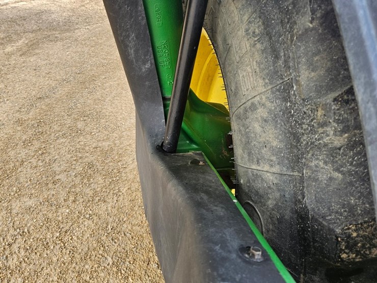 john-deere-4700-image-66