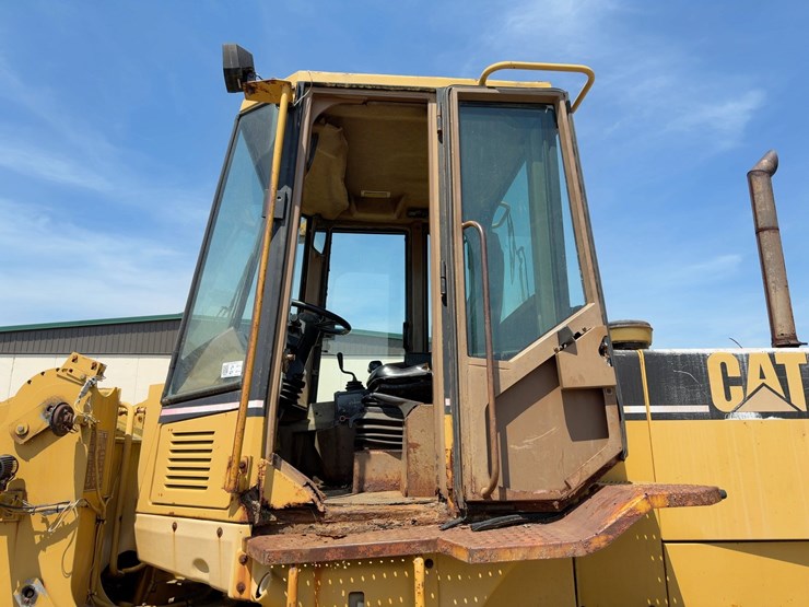 1994-caterpillar-928f-image-20