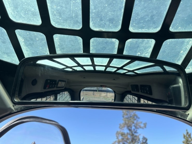 2019-caterpillar-259d3-image-27
