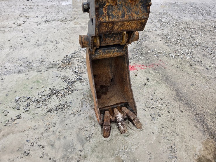 2018-deere-26g-image-6