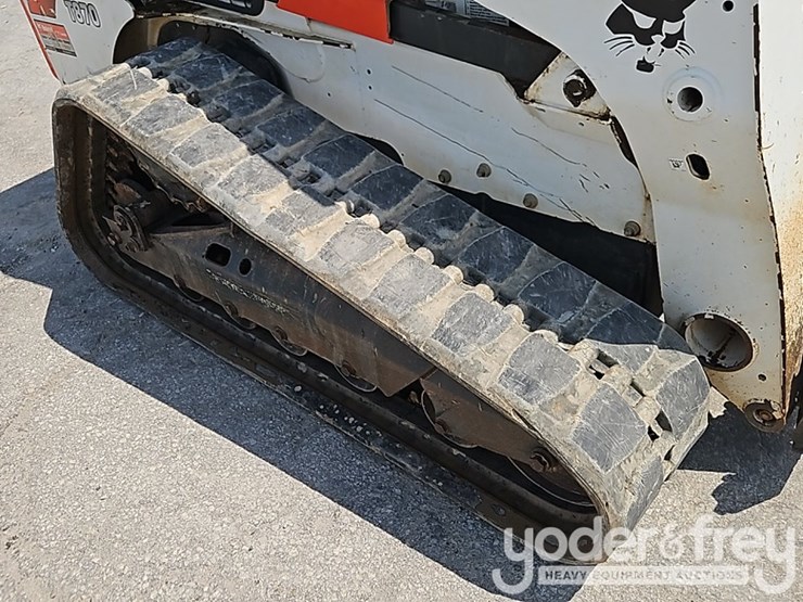 2021-bobcat-t870-image-10