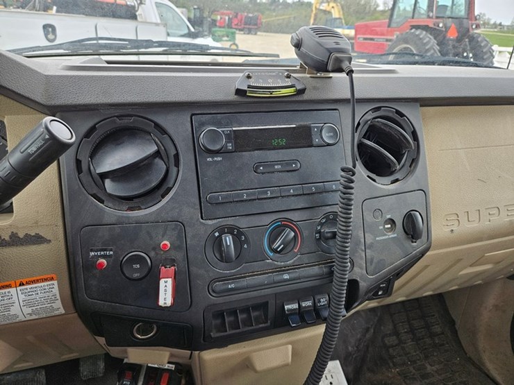 2008-ford-f550-image-45