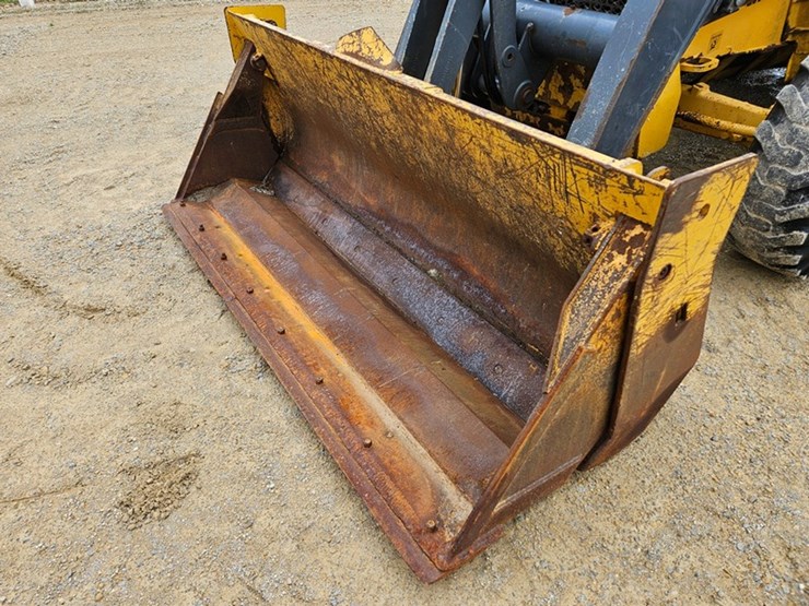 deere-310sj-image-10