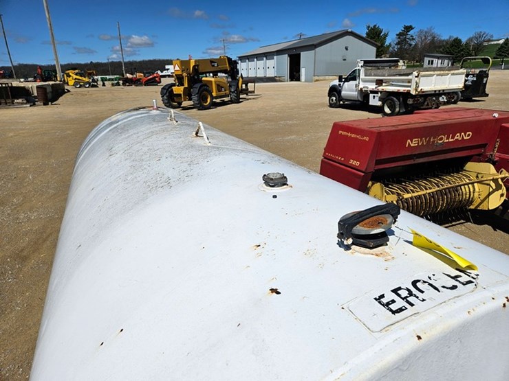 #5092-•-1000-gallon-fuel-tank-image-9