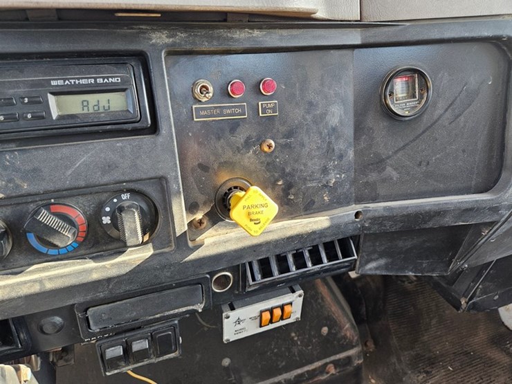 2001-vactor-2100-image-69
