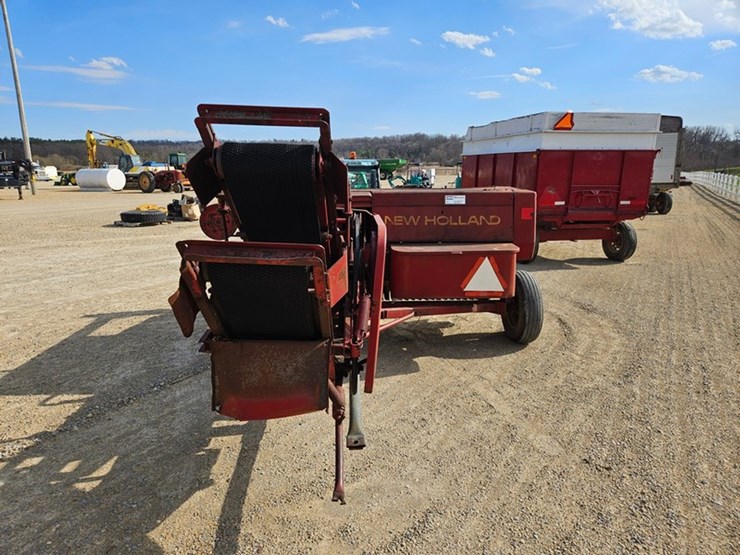 new-holland-276-image-38