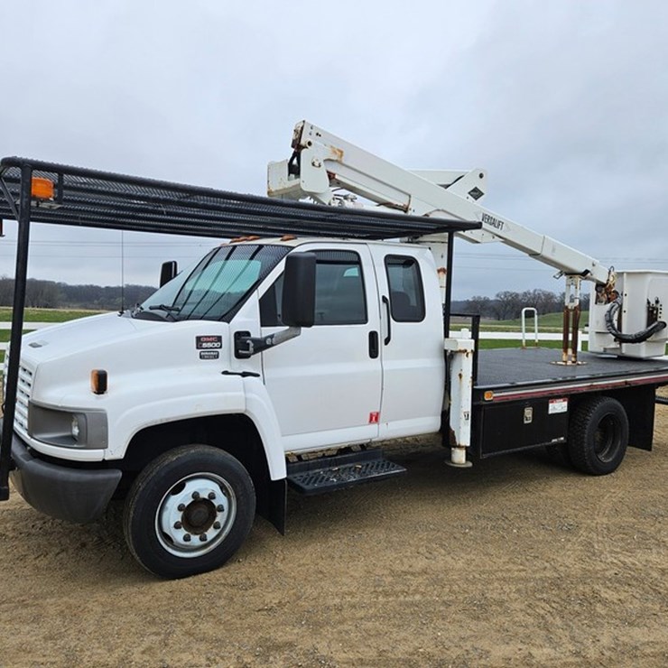 2003 GMC 5500