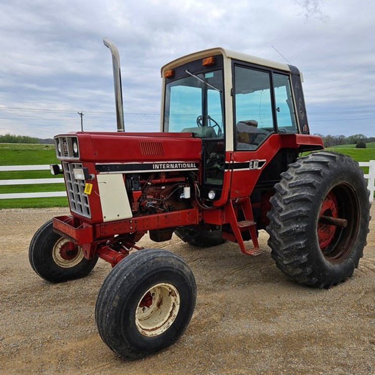 INTERNATIONAL 1586