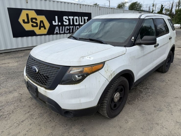 2015-ford-explorer-image-1