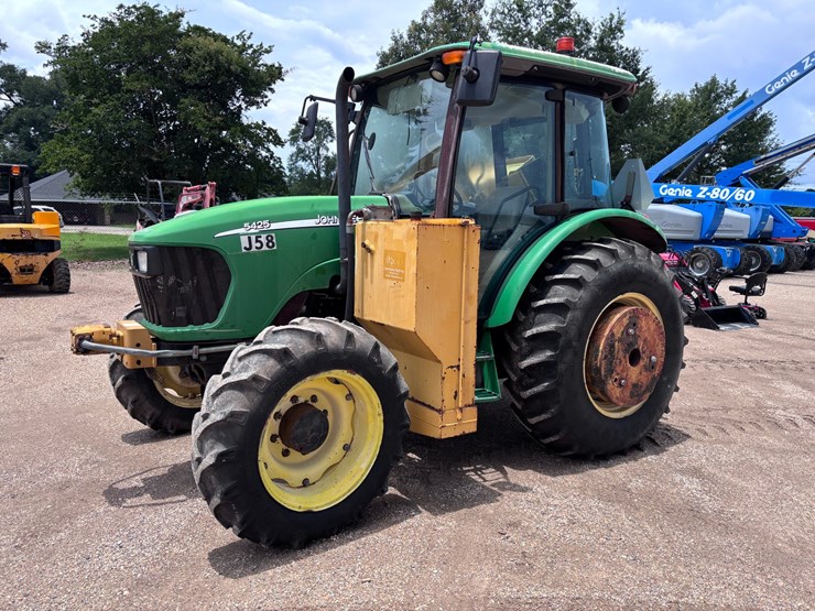john-deere-5425-image-2