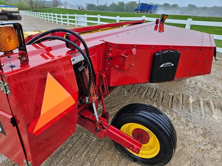 new-holland-1465-image-22
