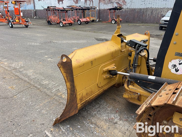 2014-caterpillar-d5k2-xl-image-16