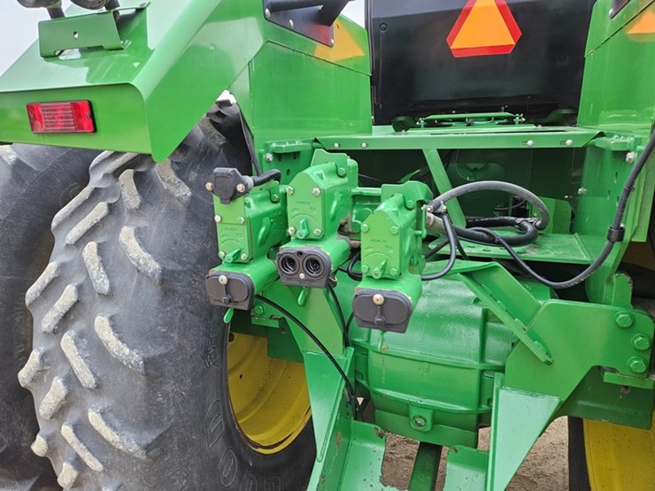john-deere-8570-image-27