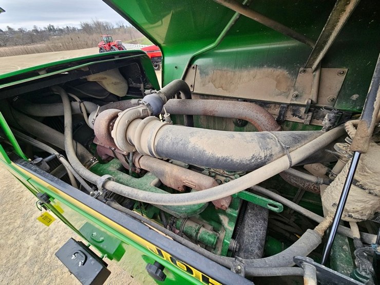 john-deere-8570-image-13