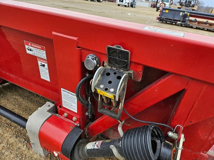 case-ih-3208-image-24