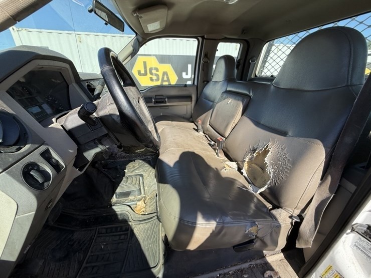 2008-ford-f250-image-28