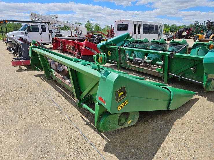 john-deere-693-image-5