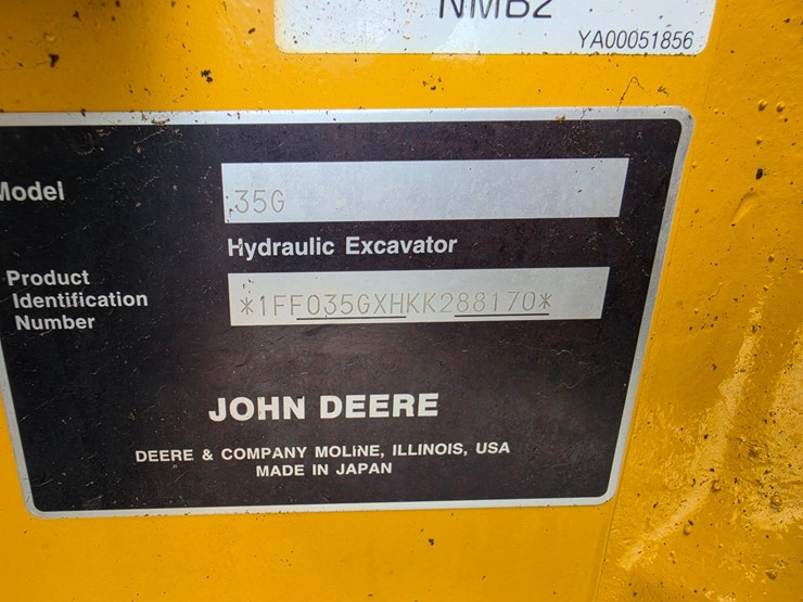 2020-deere-35g-image-19