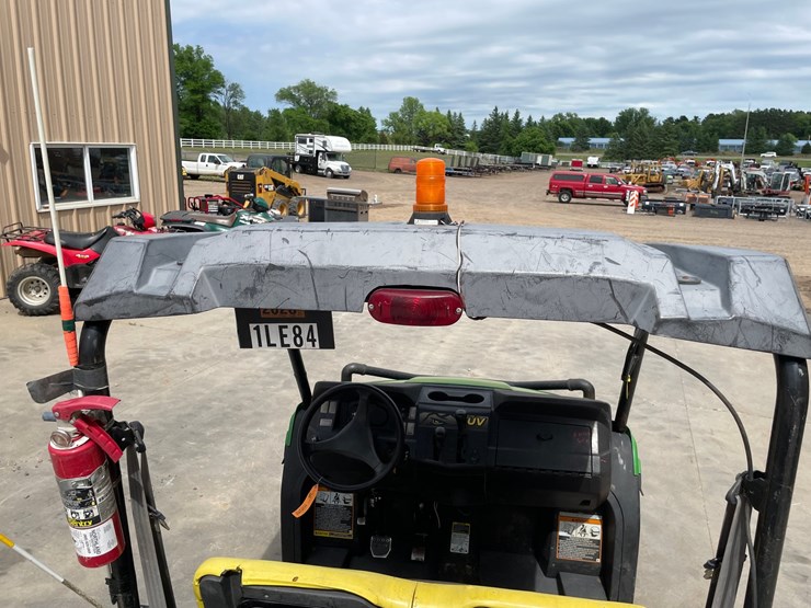 2016-john-deere-550-image-25