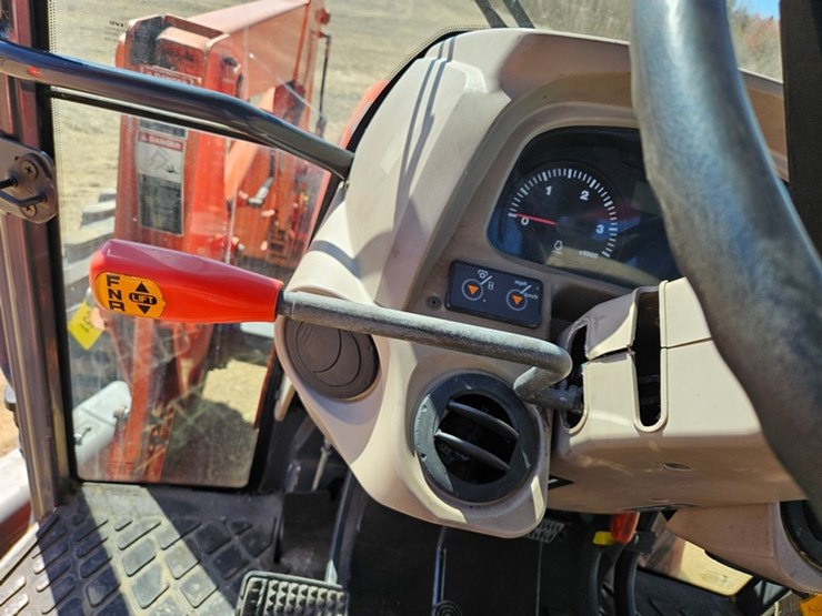 kubota-m7040-image-31