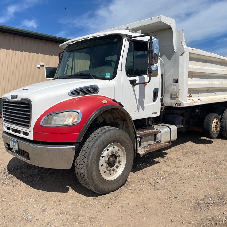 #1328 • 2008 Freightliner Dump Truck (Has MN Title)