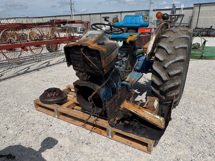 ford-4600-image-4