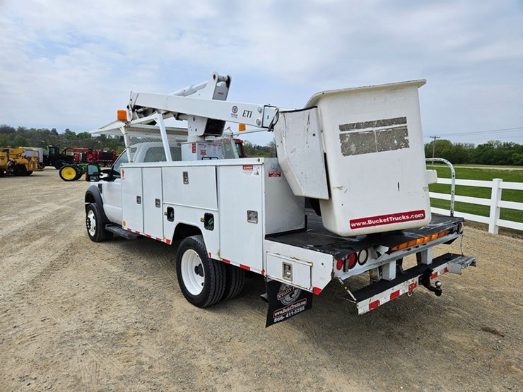 2008-ford-f550-image-3