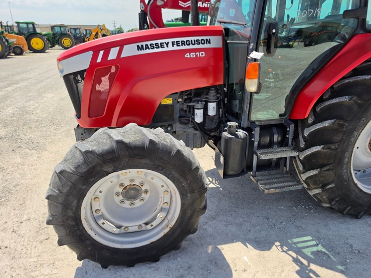 2014-massey-ferguson-4610-image-18