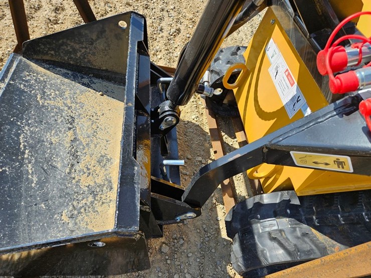#5207-•-2025-agt-mx-mrt-14-mini-skid-steer-image-10
