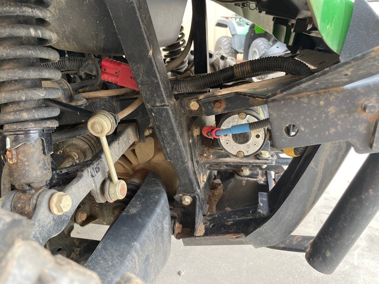 2016-john-deere-550-image-10
