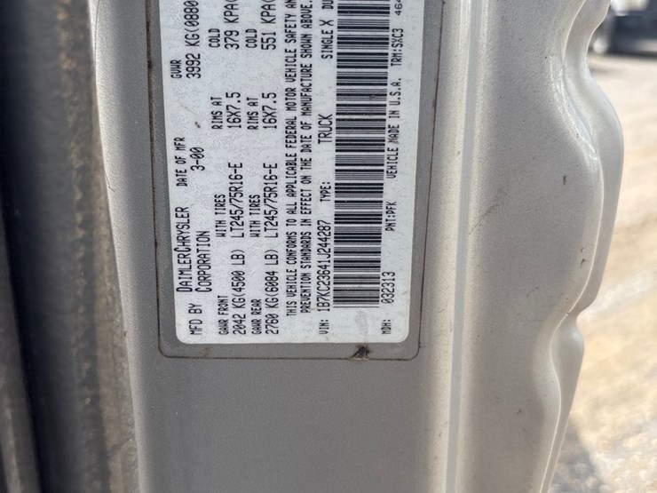 2001-dodge-ram-2500-image-12