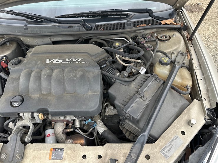 #37-•-2012-chevy-impala-image-32