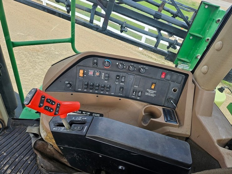 john-deere-4700-image-74