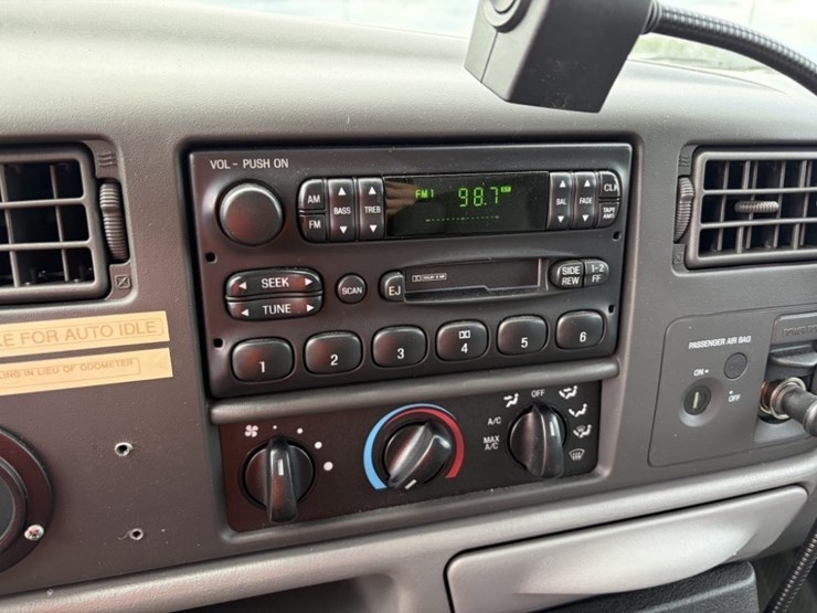 2003-ford-f350-image-37