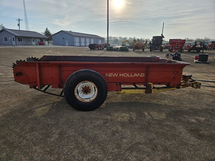 new-holland-519-image-6