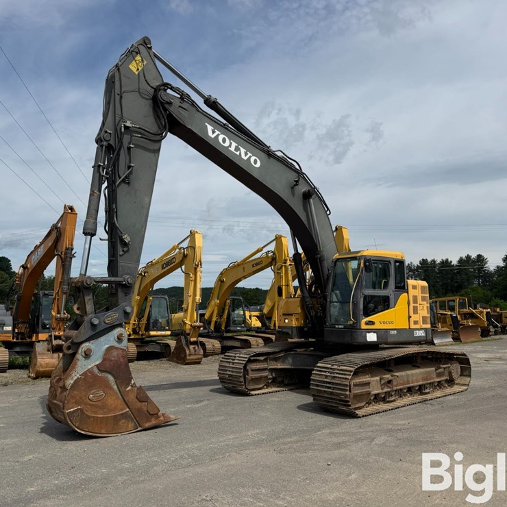 2012 VOLVO ECR305CL