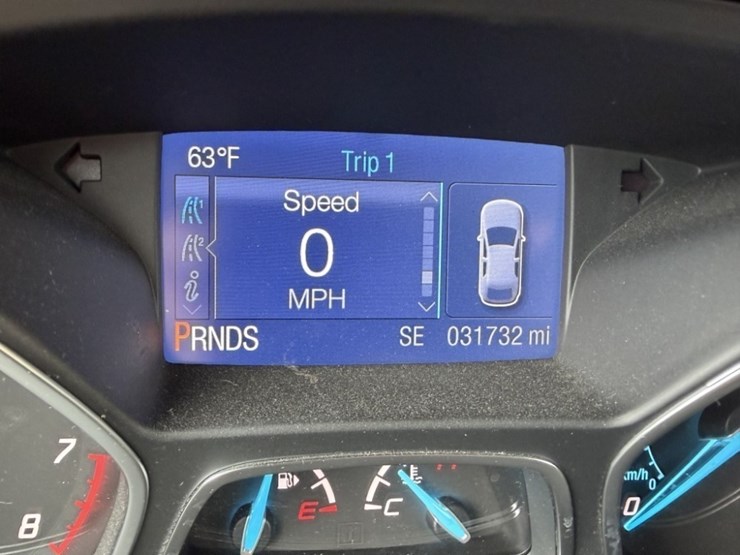 2015-ford-escape-image-27