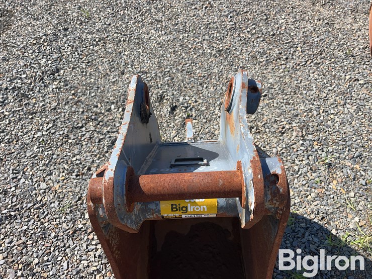 strickland-18"-mini-excavator-bucket-image-11