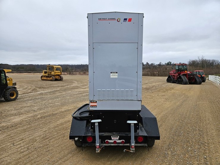 #5177-•-tramont-100-kw-towable-generator-image-4