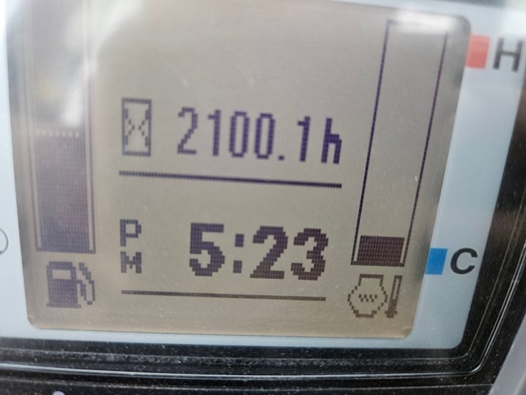 2020-kubota-u55-image-41