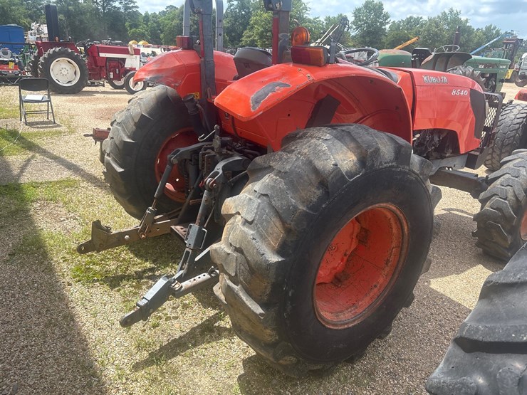 kubota-m8540-image-3