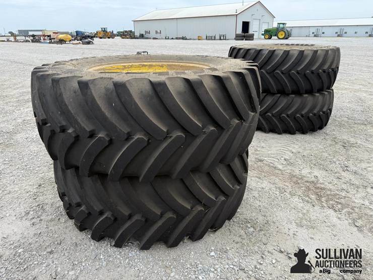 john-deere-12-image-3