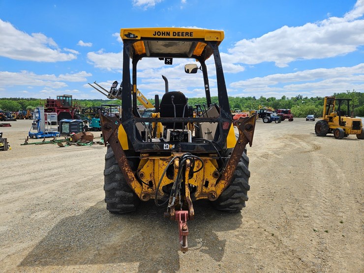 deere-410d-image-4