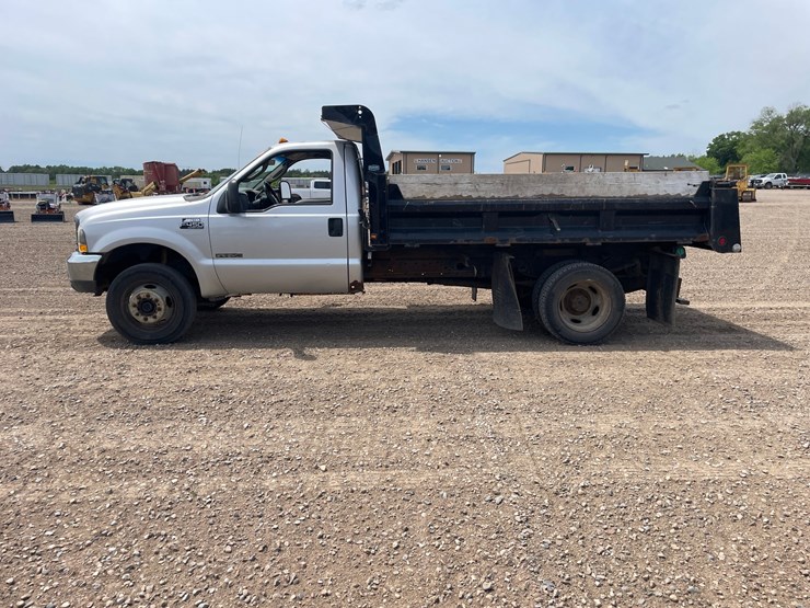 2004-ford-f450-image-2