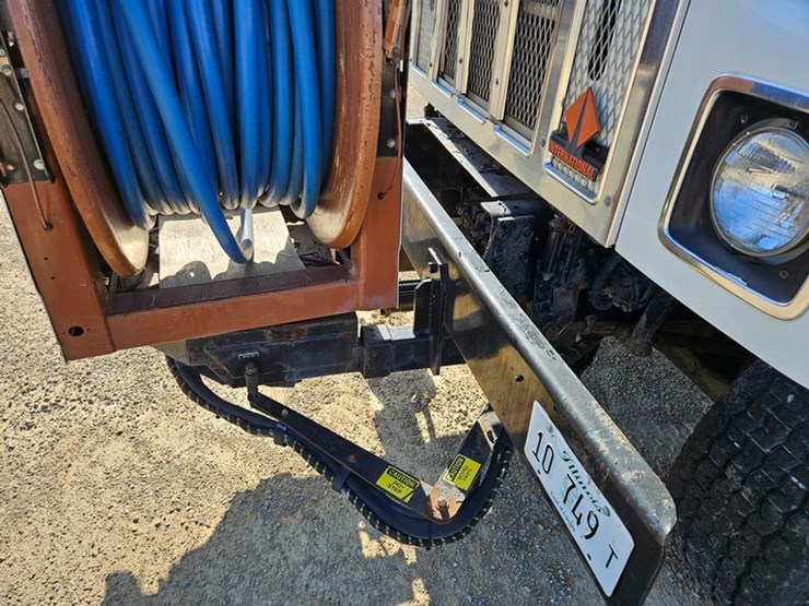2001-vactor-2100-image-18